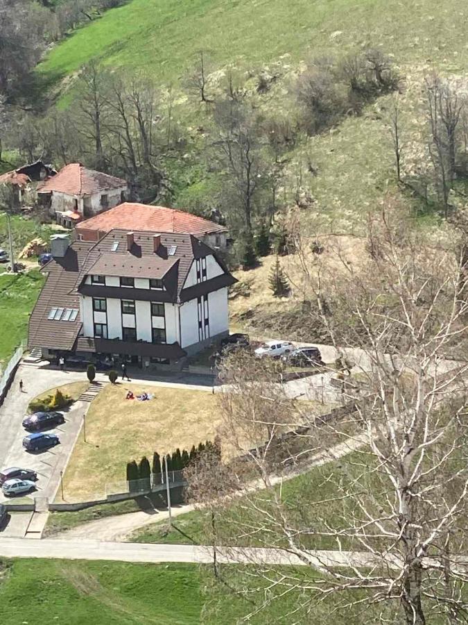Villa Mramor Brzeće Exteriör bild
