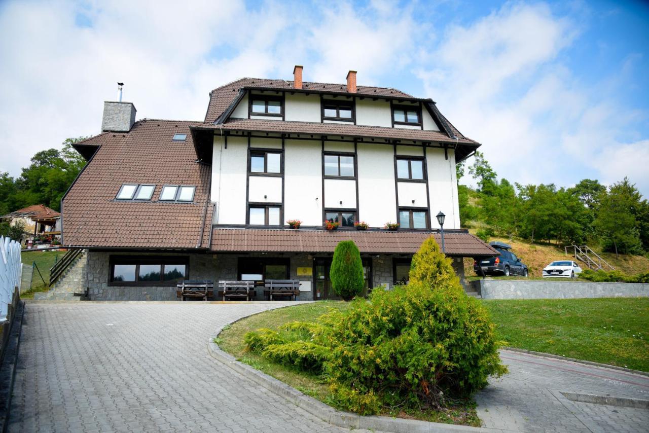 Villa Mramor Brzeće Exteriör bild